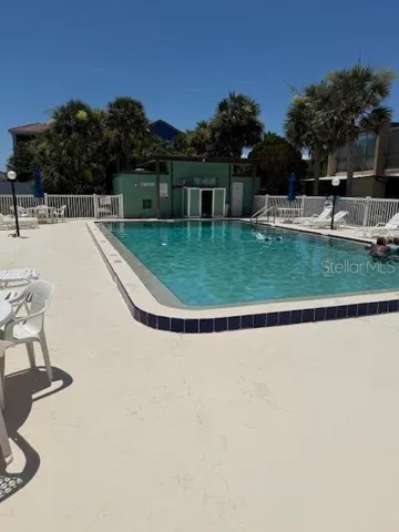 Community pool