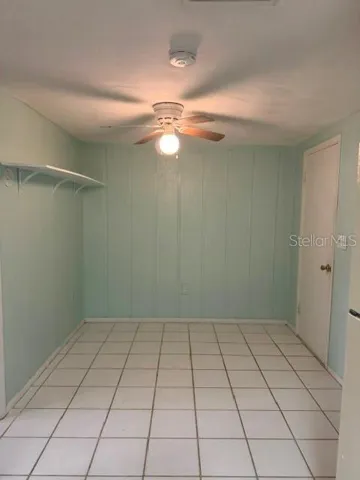 Eat-in kitchen