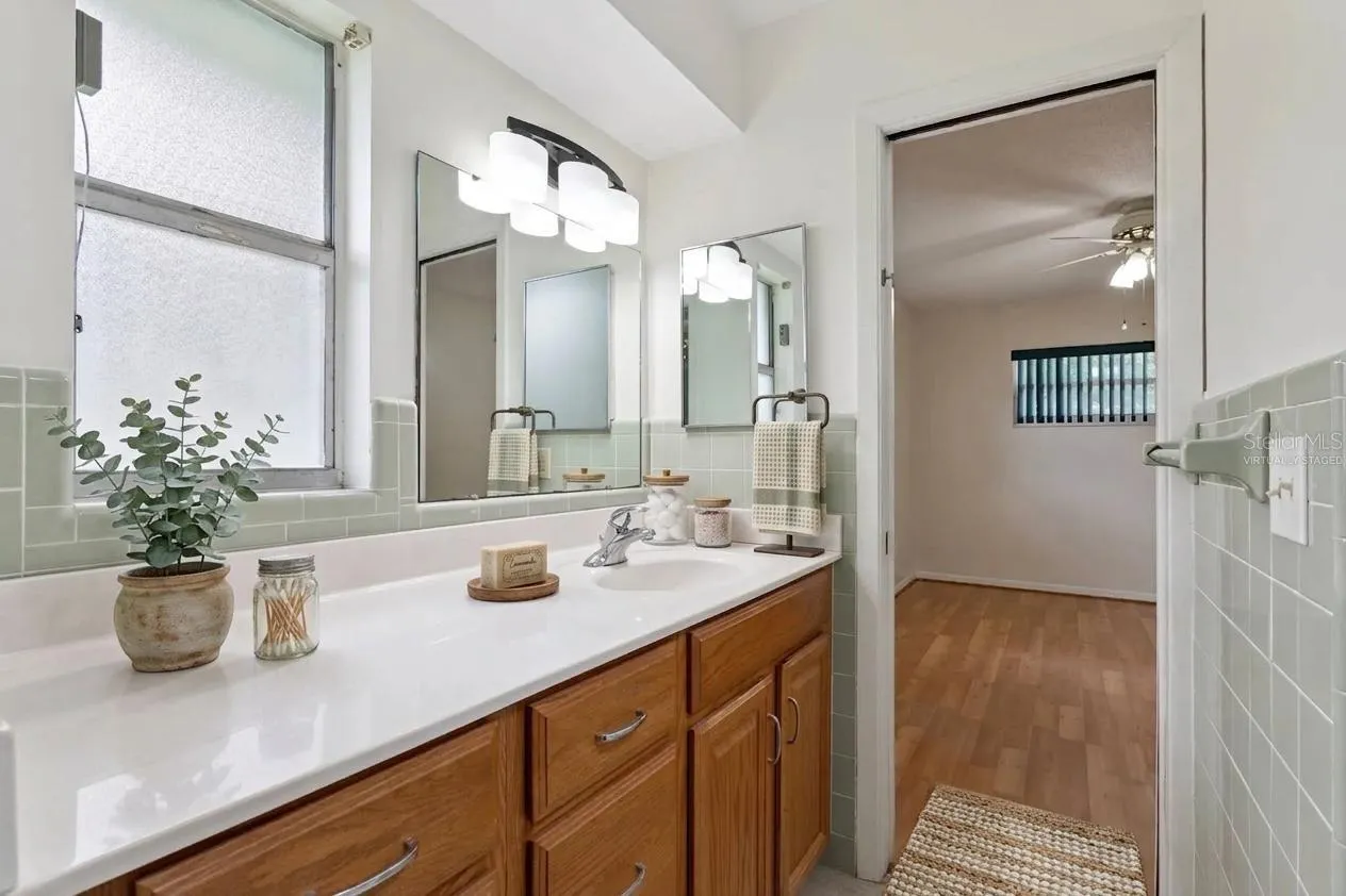 Bath 2 - Virtually Staged