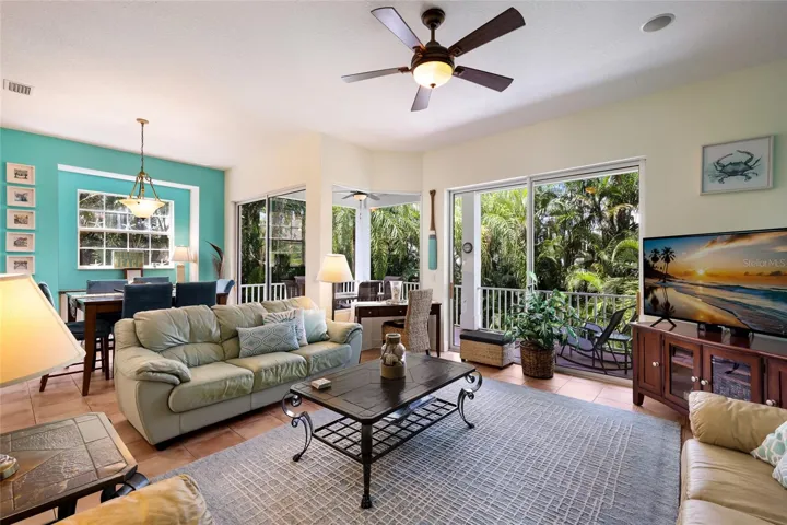 Main living area, 2nd floor