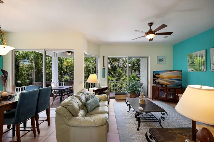 Main living area, 2nd floor