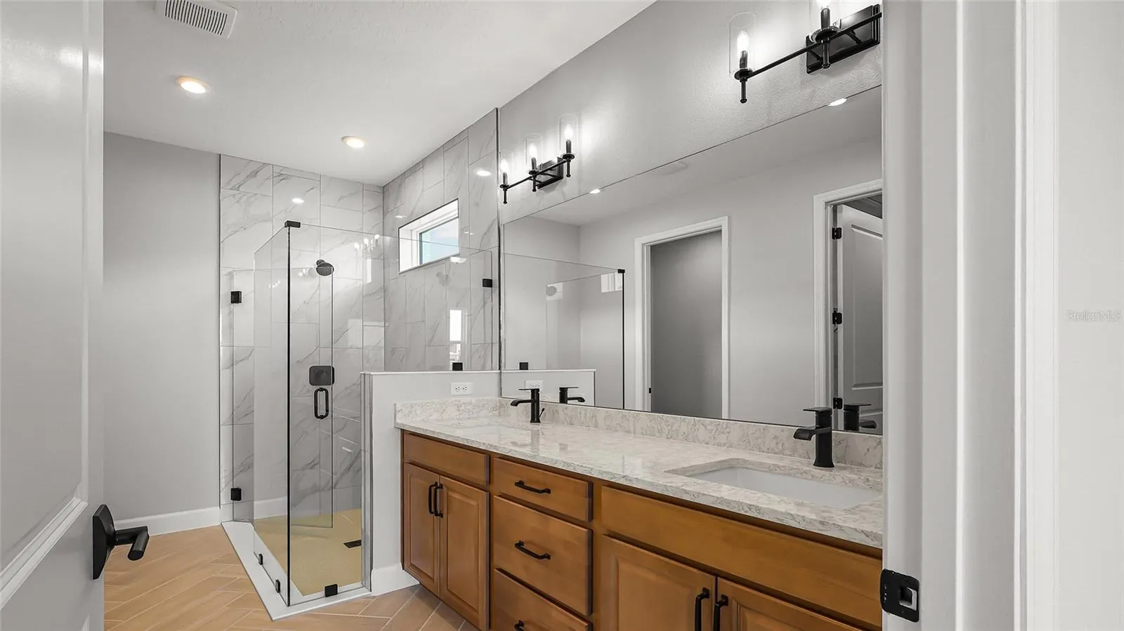 Owner's Bath