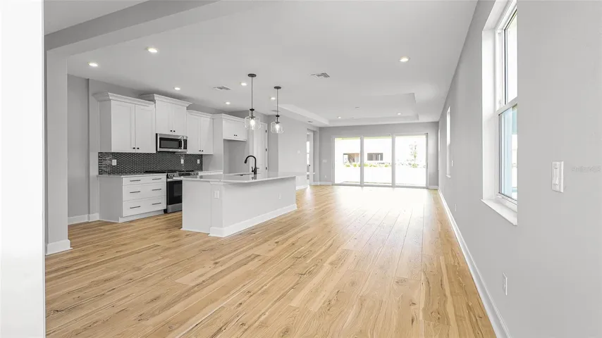 Kitchen-Great Room