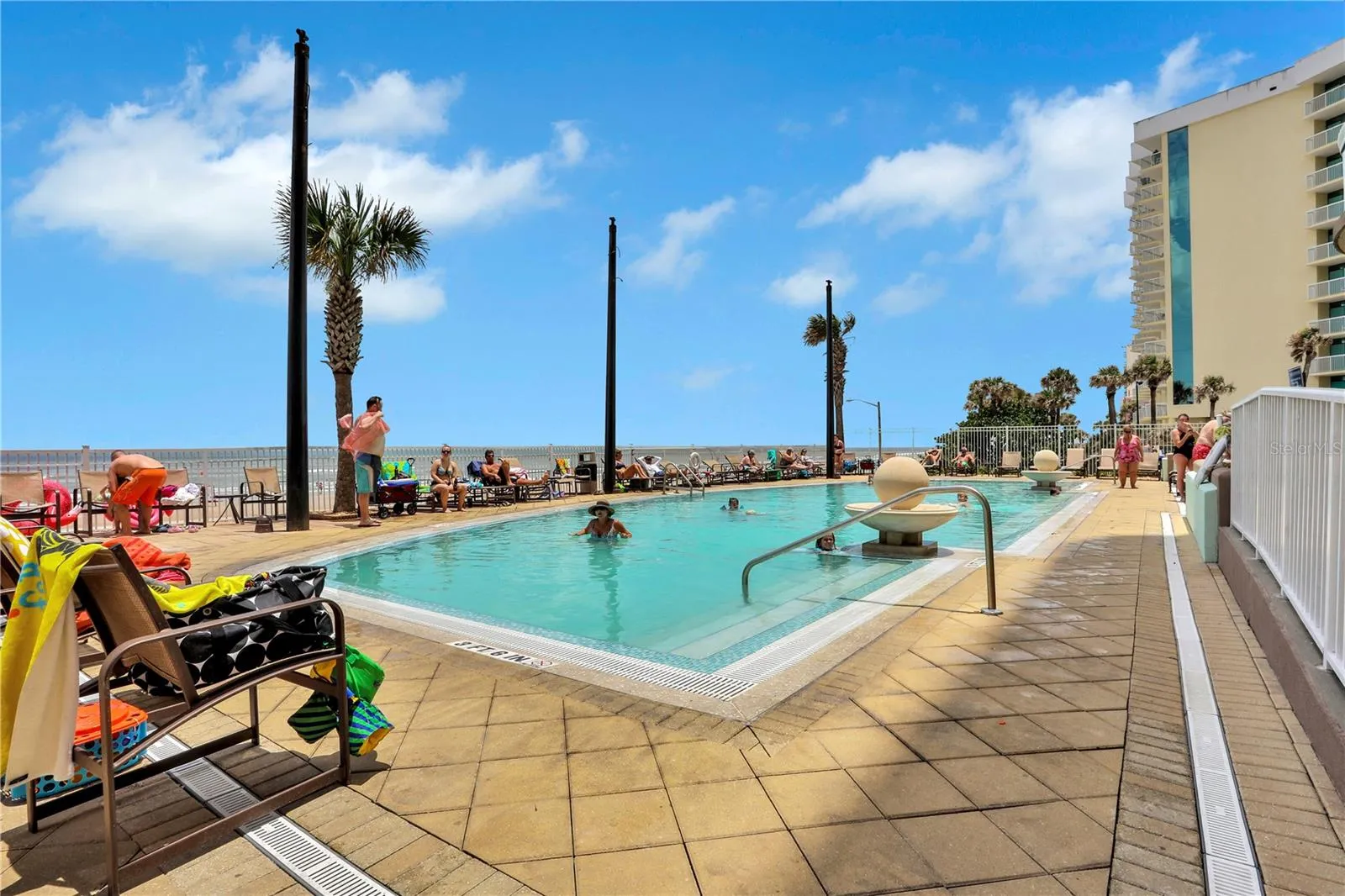 Oceanfront pool