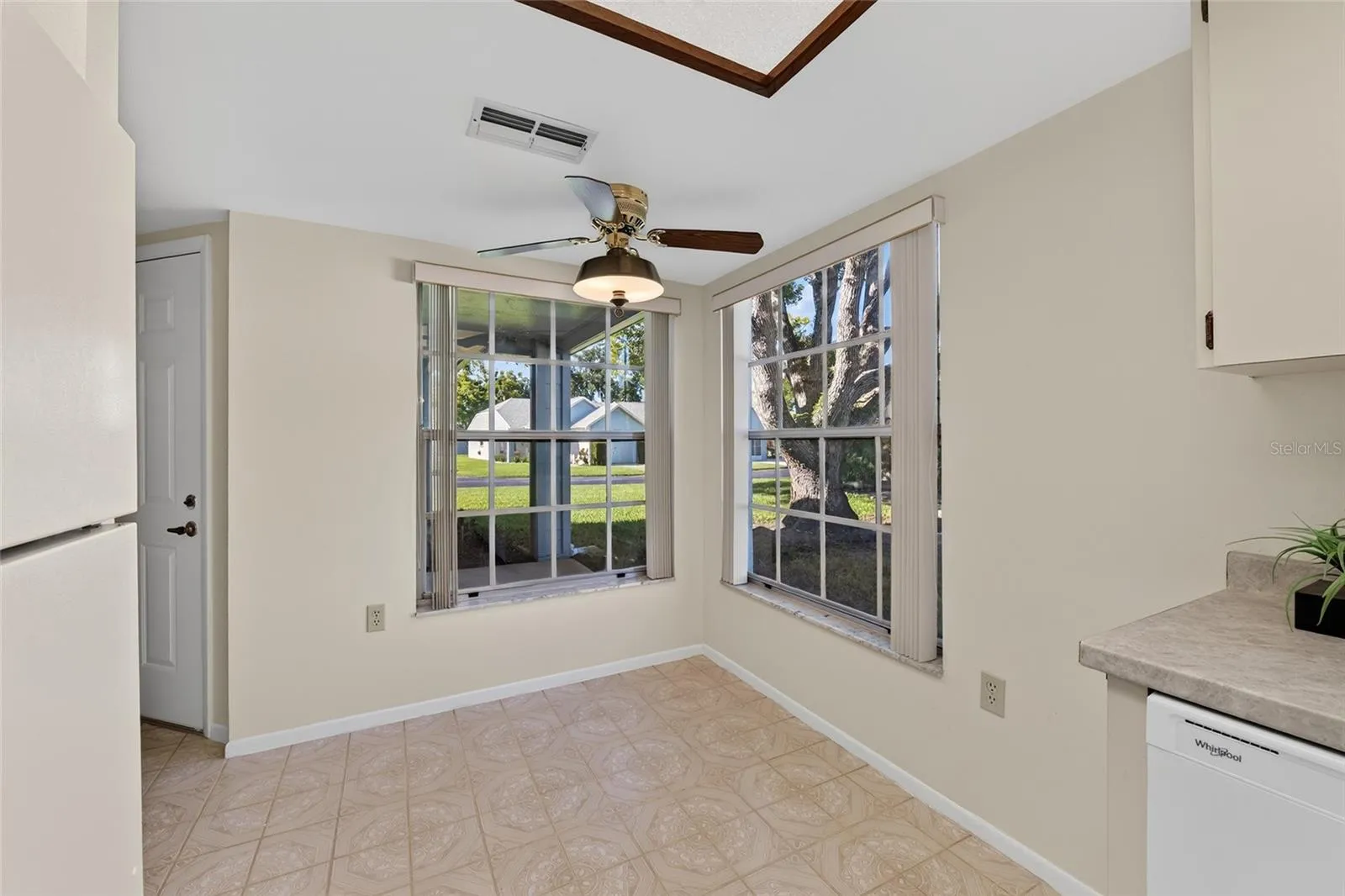 Breakfast Nook/Eat In Kitchen Area- 9545 Danville Court, #42, New Port Richey, FL 34655Wedgewood Village Condos in Heritage Lake