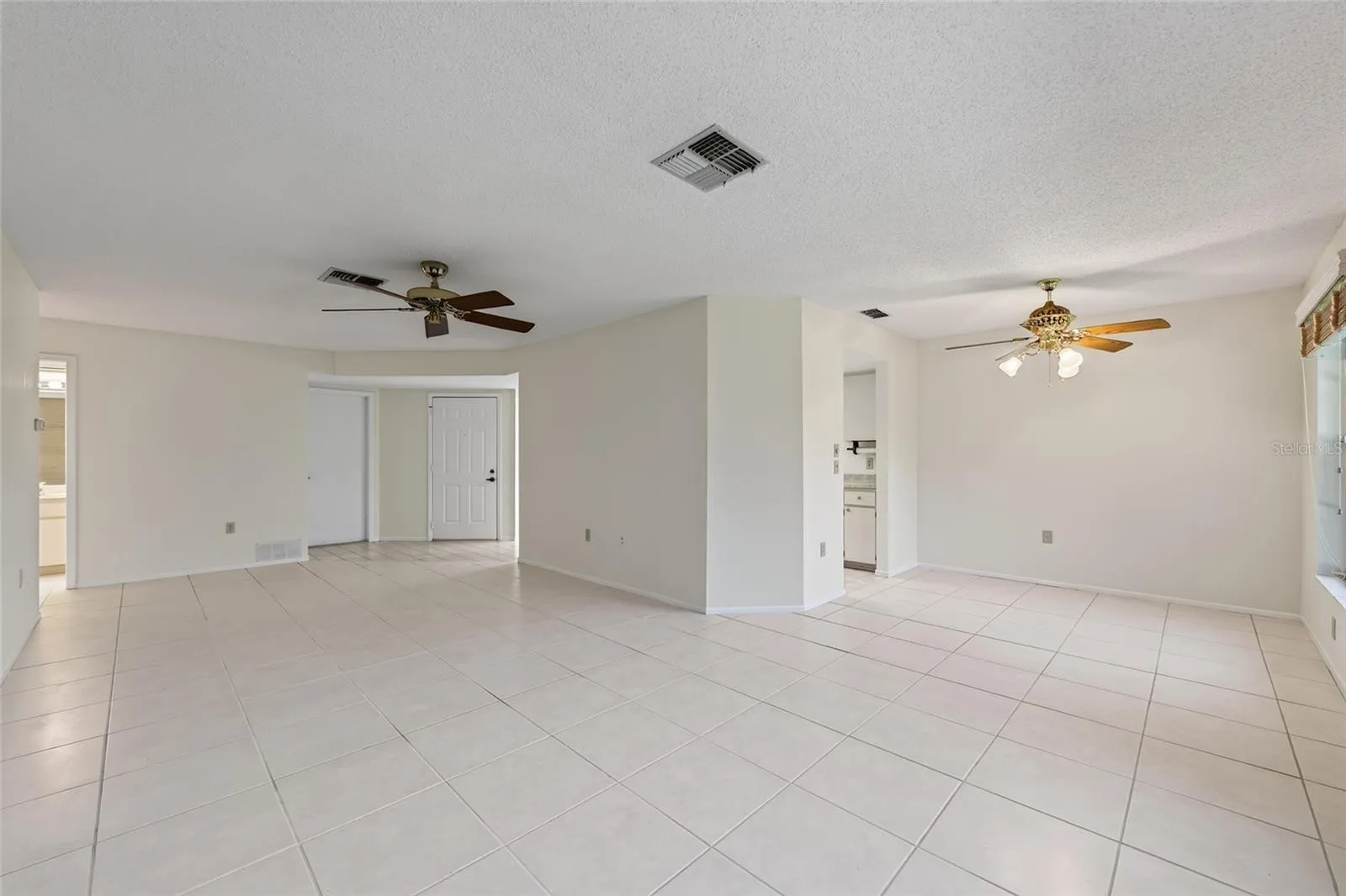 Dining/Living Area- 9545 Danville Court, #42, New Port Richey, FL 34655Wedgewood Village Condos in Heritage Lake