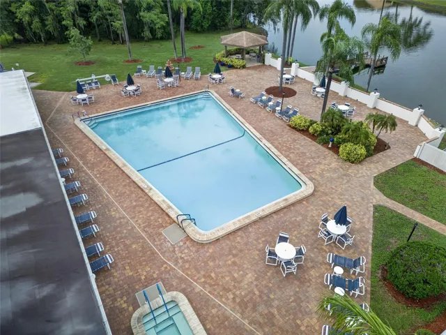 Heritage Lake Swimming Pool