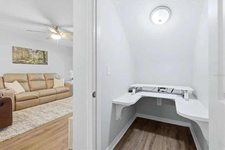 Built in Desk for office space