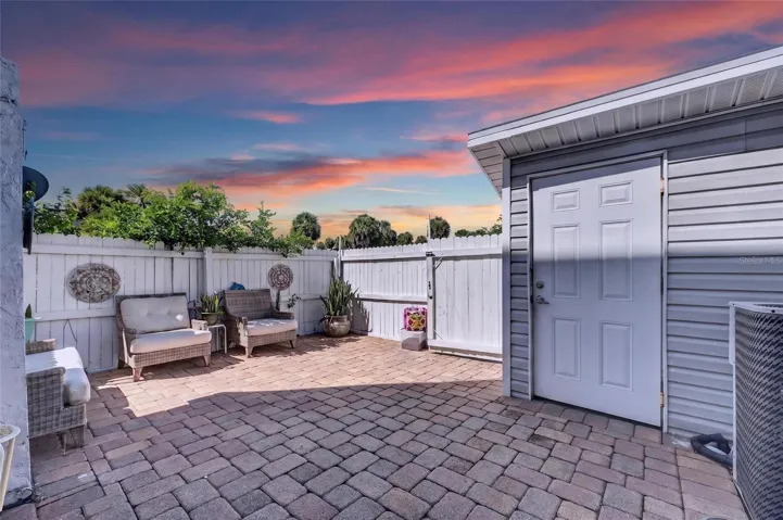SPACIOUS BACK PATIO