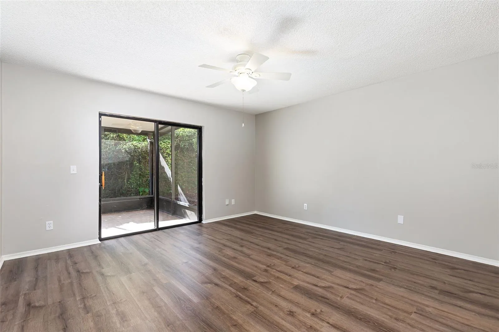 Primary Suite - Bedroom (downstairs)