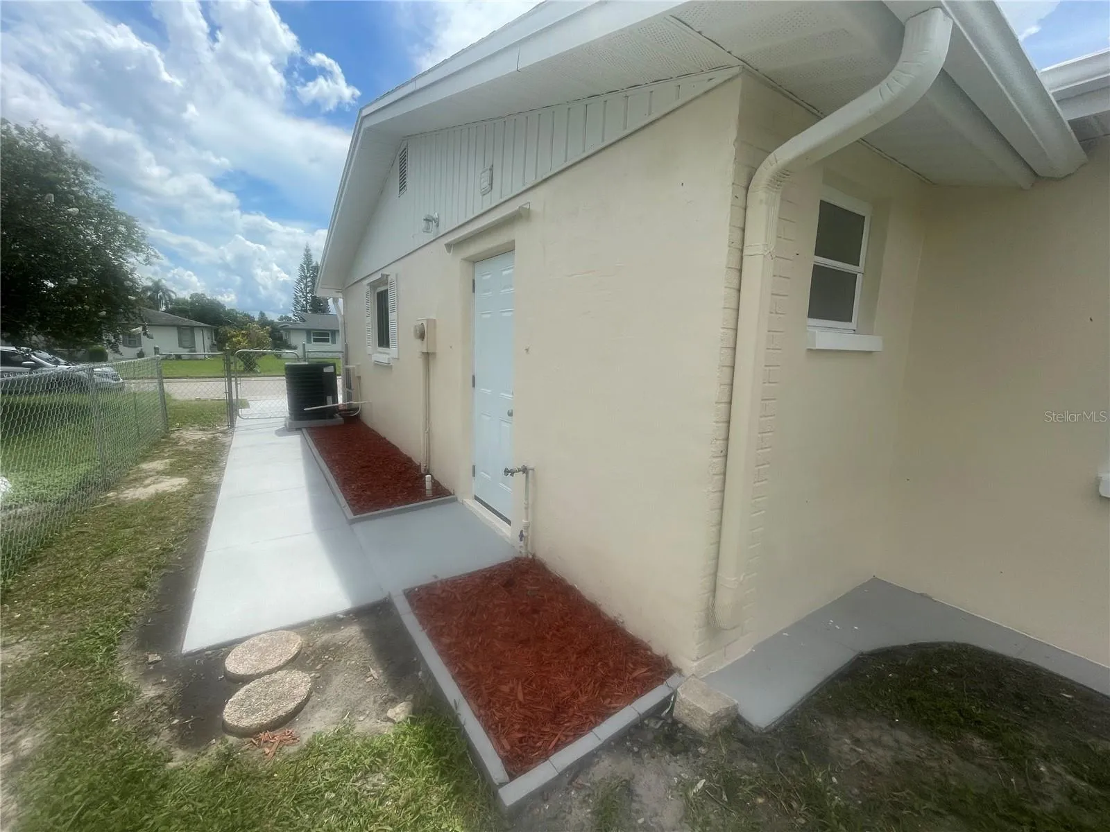 SIDE OF HOUSE