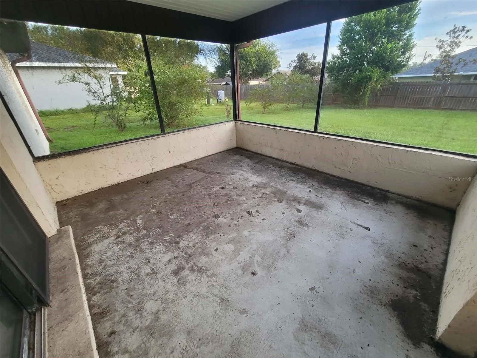 screened porch