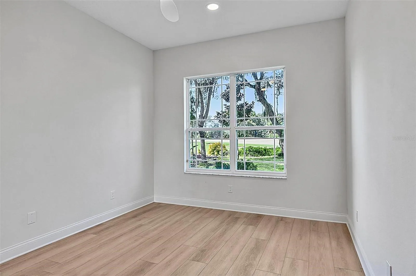 2nd guest bedroom