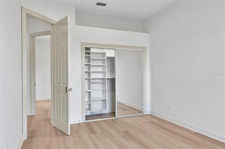 2nd guest bedroom with closet inserts