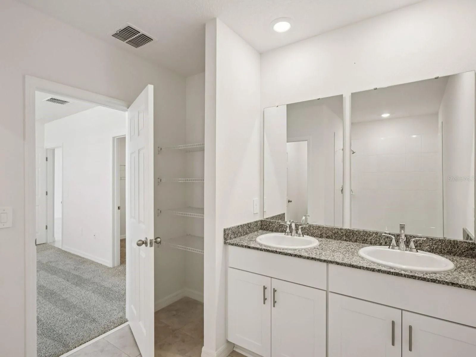 Photo is not of the actual home, but is an inspirational photo of builder’s model home and may depict options, furnishings, and/or decorator features that are not included.