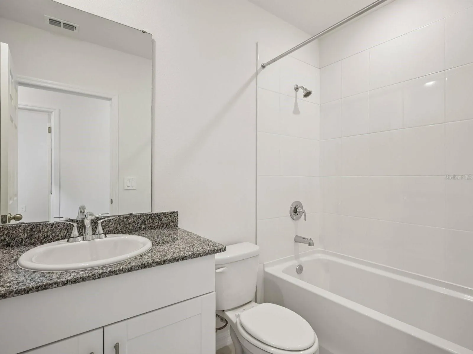 Photo is not of the actual home, but is an inspirational photo of builder’s model home and may depict options, furnishings, and/or decorator features that are not included.