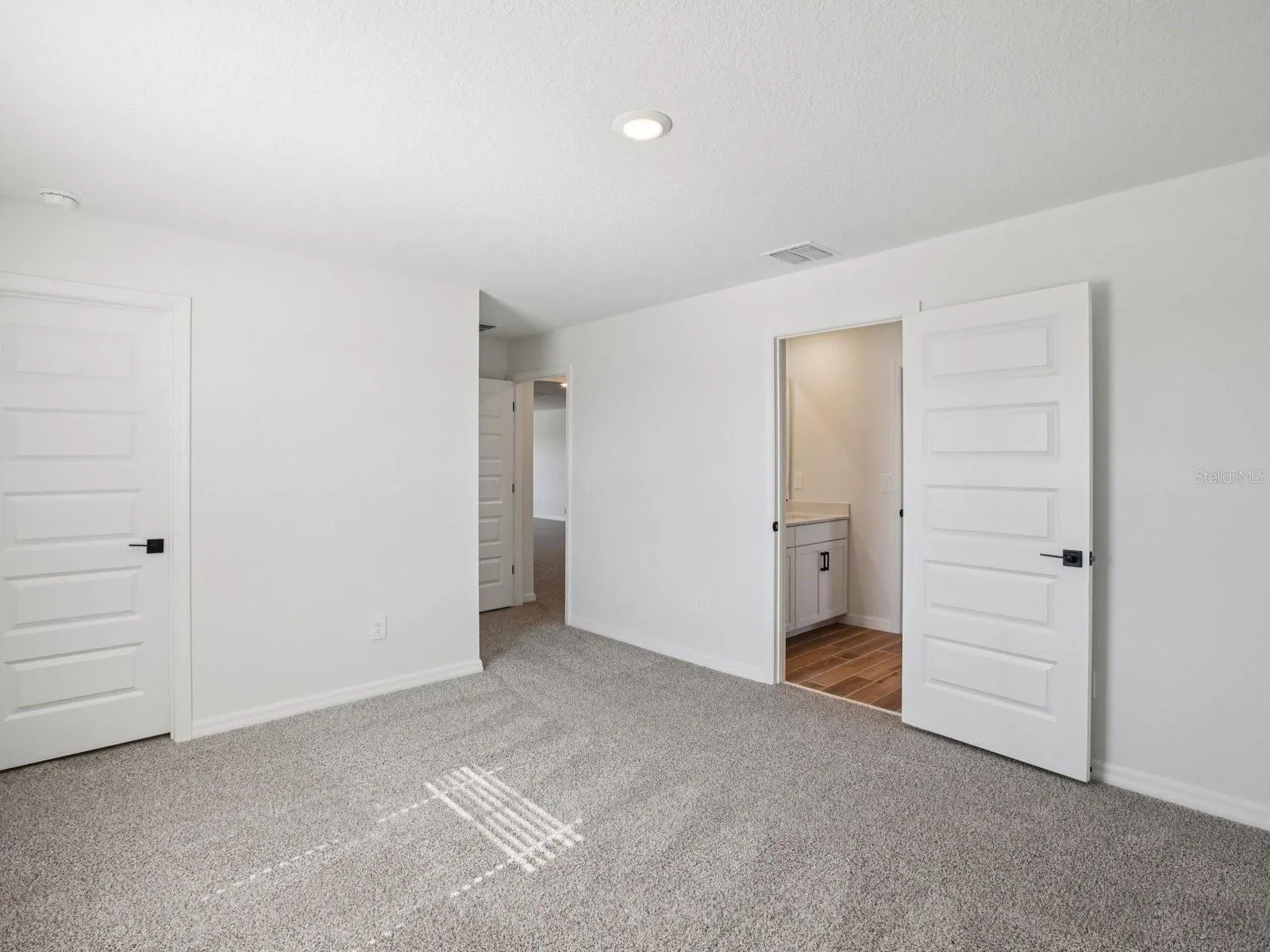 Photo is not of the actual home, but is an inspirational photo of builder’s model home and may depict options, furnishings, and/or decorator features that are not included