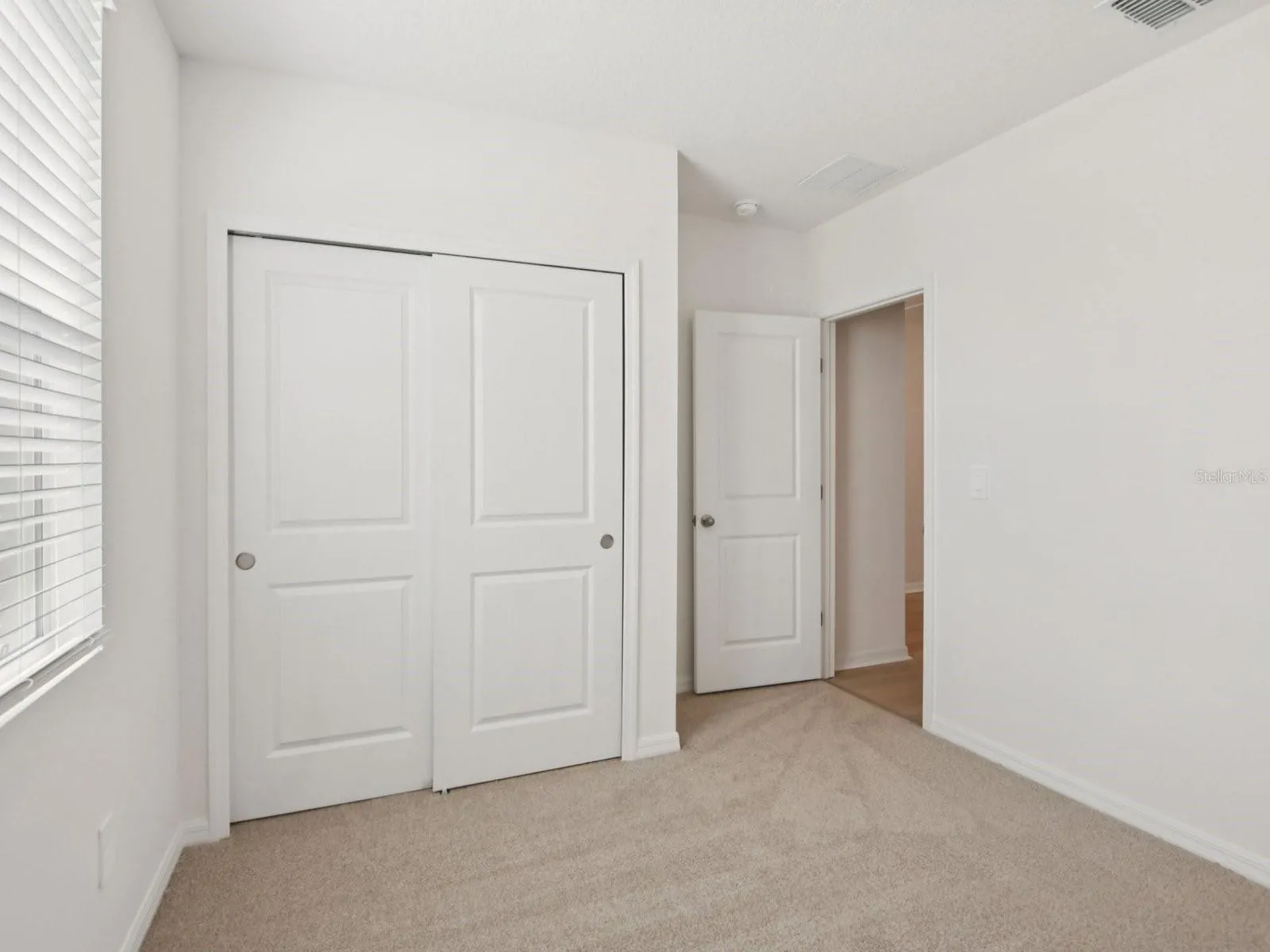 Photo is not of the actual home, but is an inspirational photo of builder’s model home and may depict options, furnishings, and/or decorator features that are not included