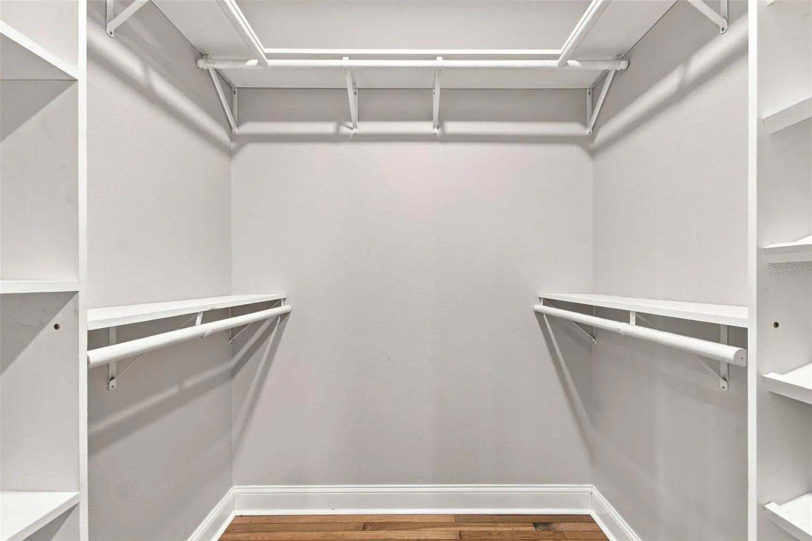 CUSTOM WALK-IN CLOSETS IN ALL BEDROOMS