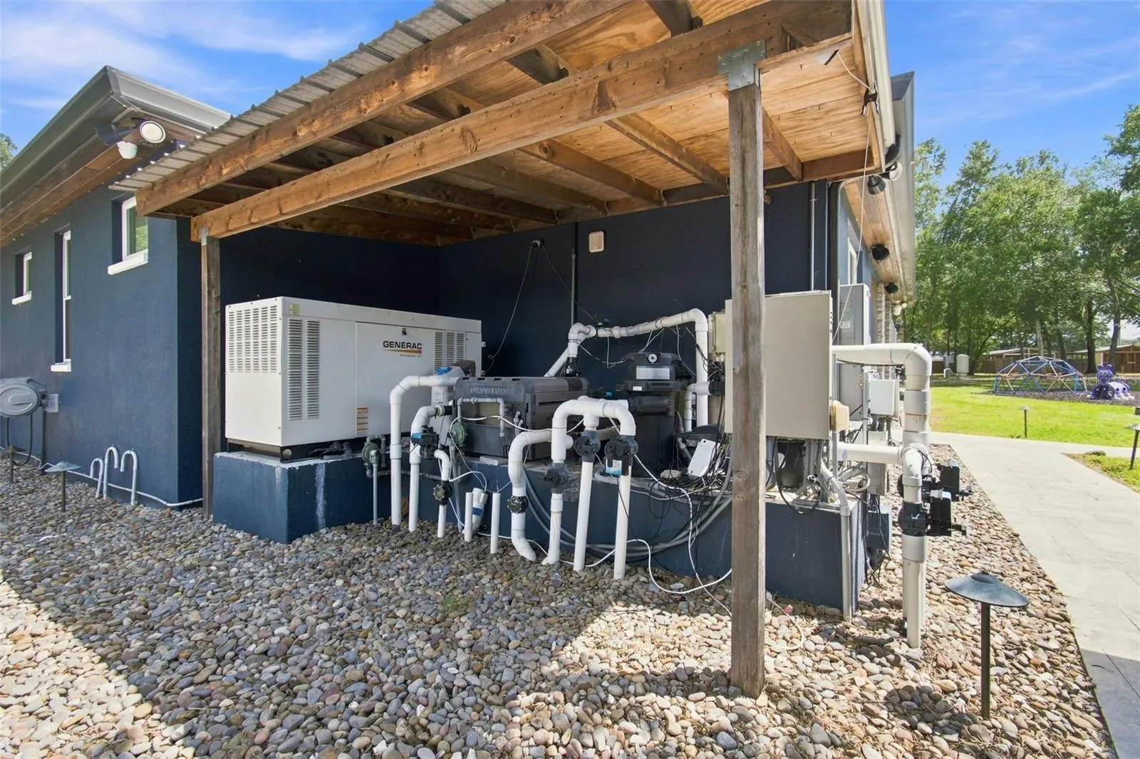 COMPLETE HOME GENERATOR AND STATE OF THE ART POOL EQUIPMENT