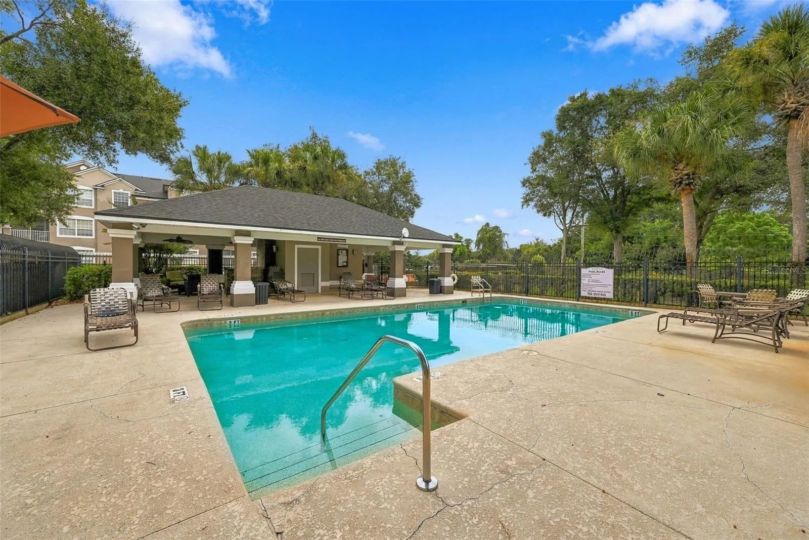 Community pool