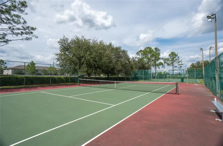 HOA Park - Tennis