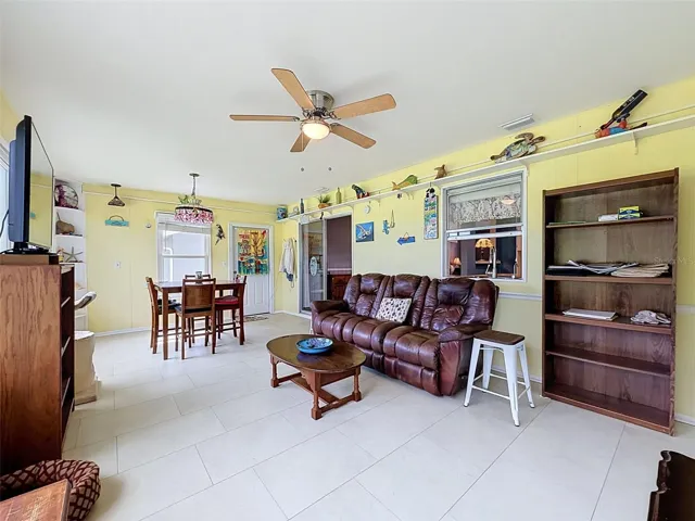 Easy care flooring &amp; vented for AC, this is a great addition to the living area