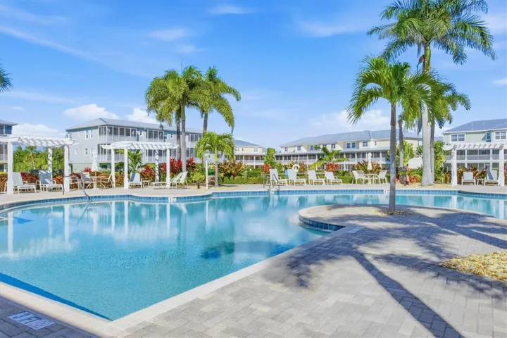 Spacious pool with lounging areas