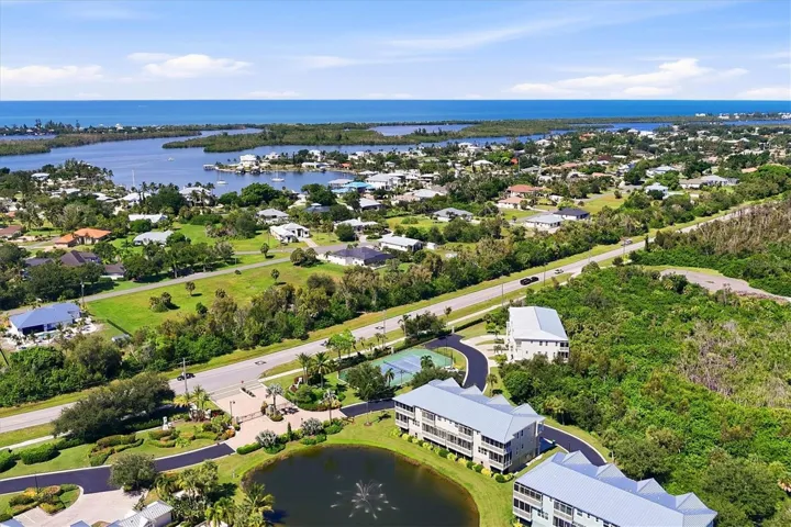 The Landings at Coral Creek is just minutes from the Intracoastal &amp; Gulf