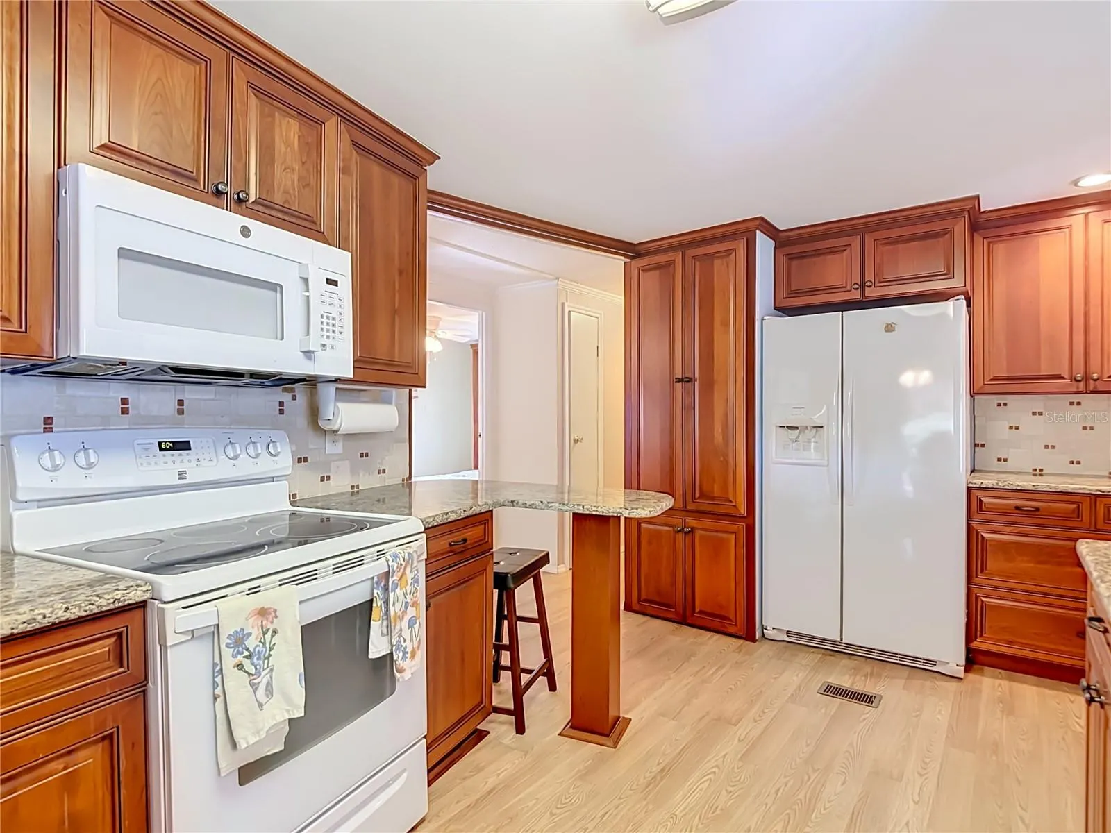 There is also pull out shelving in the cabinets.