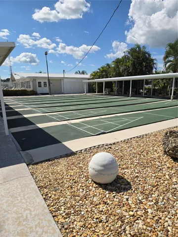 ShuffleBoard and Bocci Ball