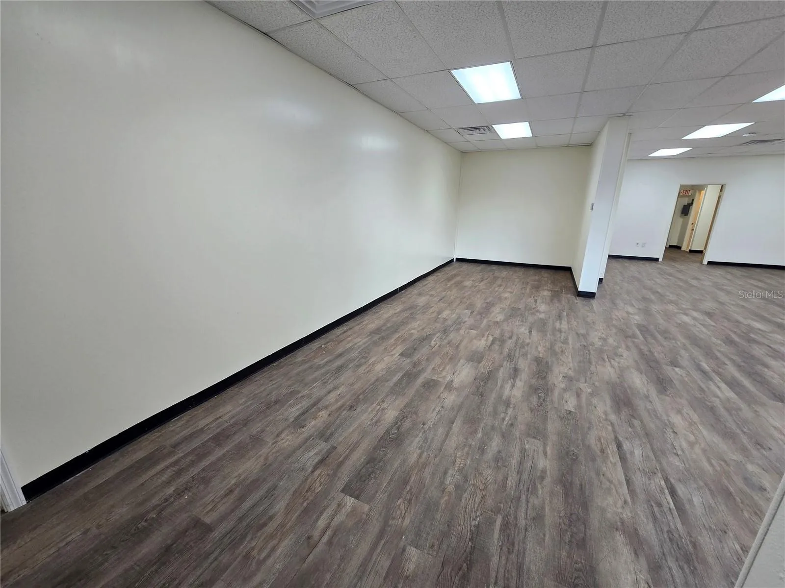 Main side area