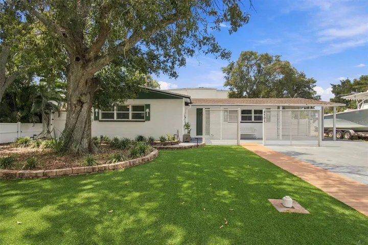 Exceptional Home in South Tampa!