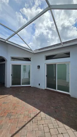 Birdcage over Courtyard