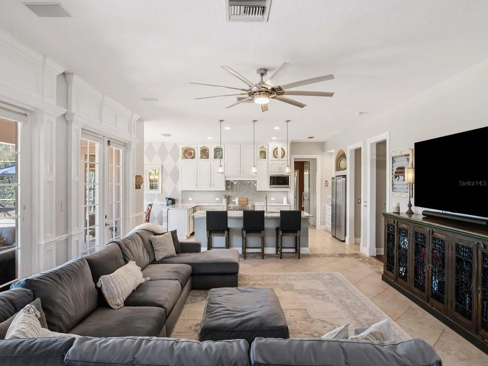 Family Room &amp; Kitchen