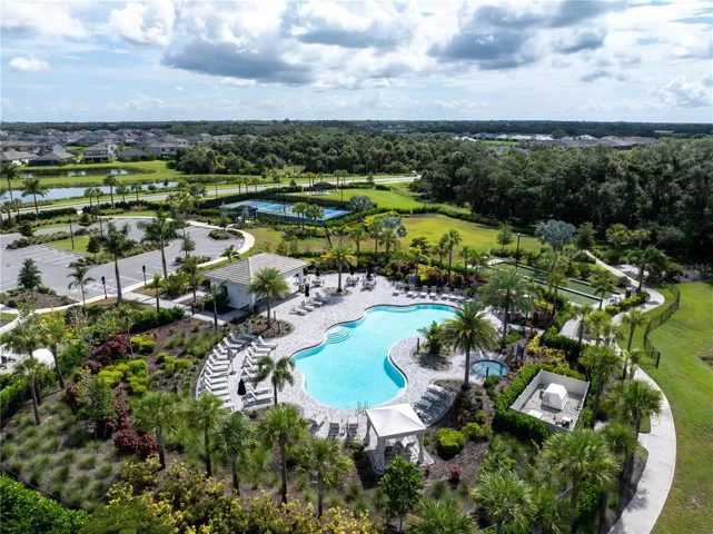 ESPLANADE COMMUNITY POOL