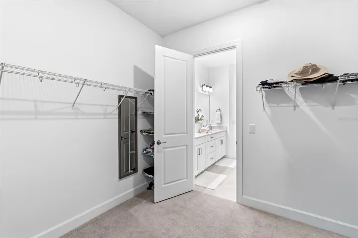 MASTER CLOSET