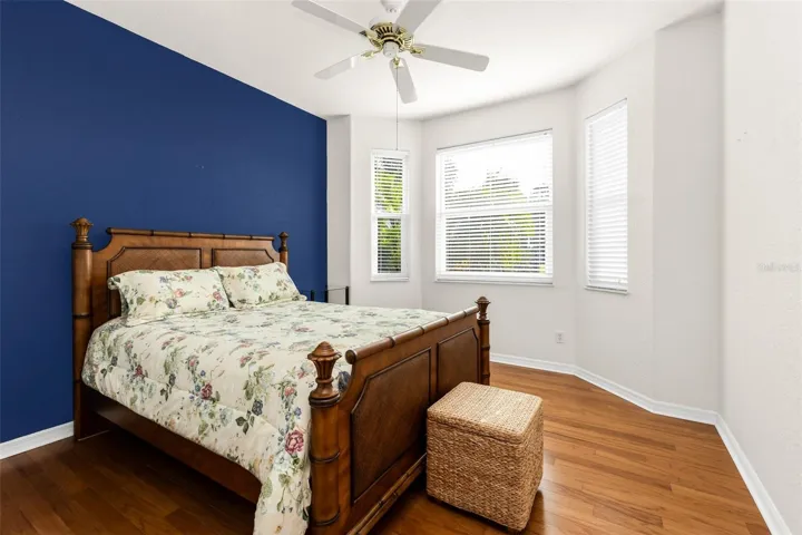 Guest bedroom