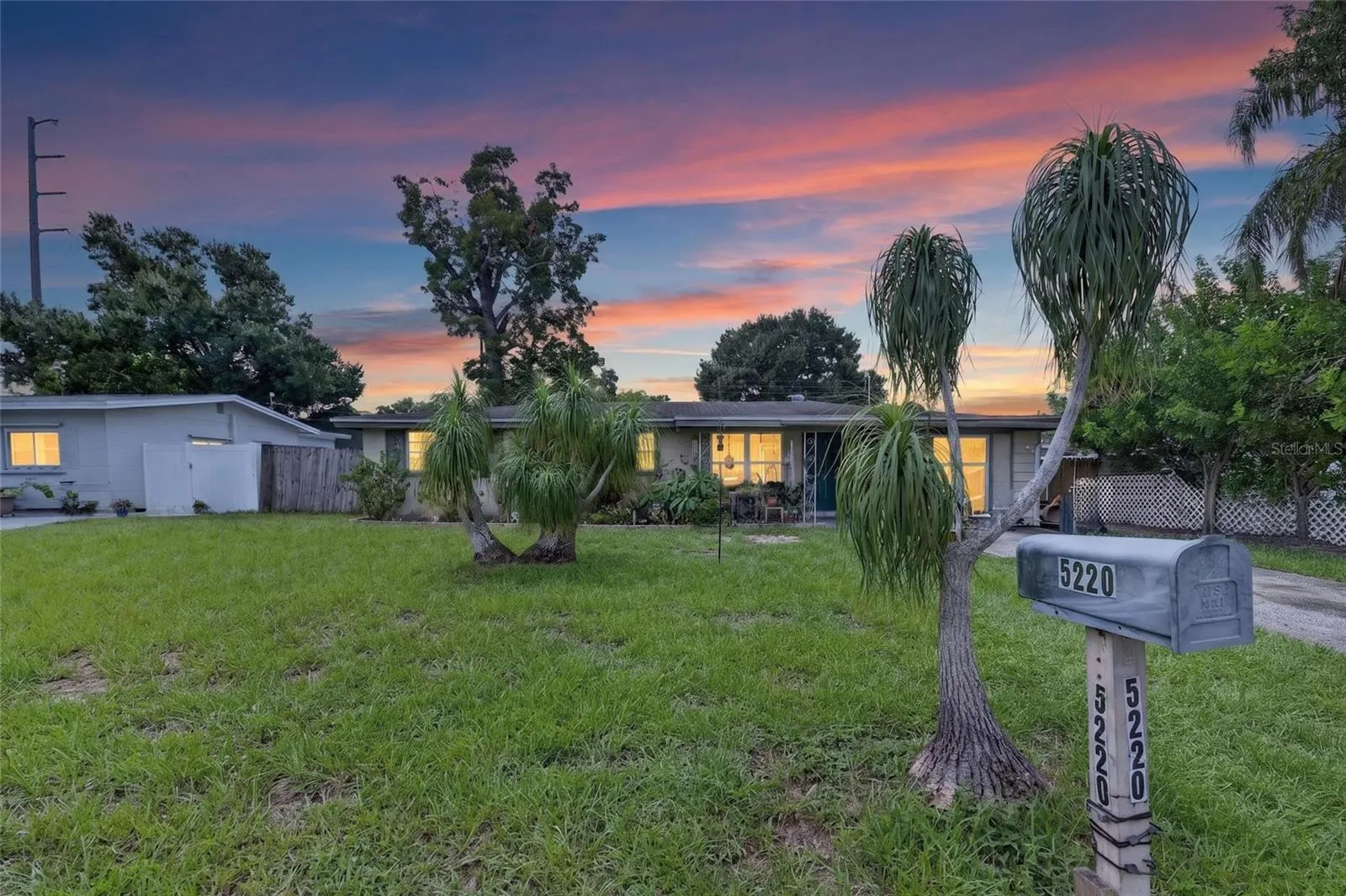 Welcome Home to 5220 55th Ave N.