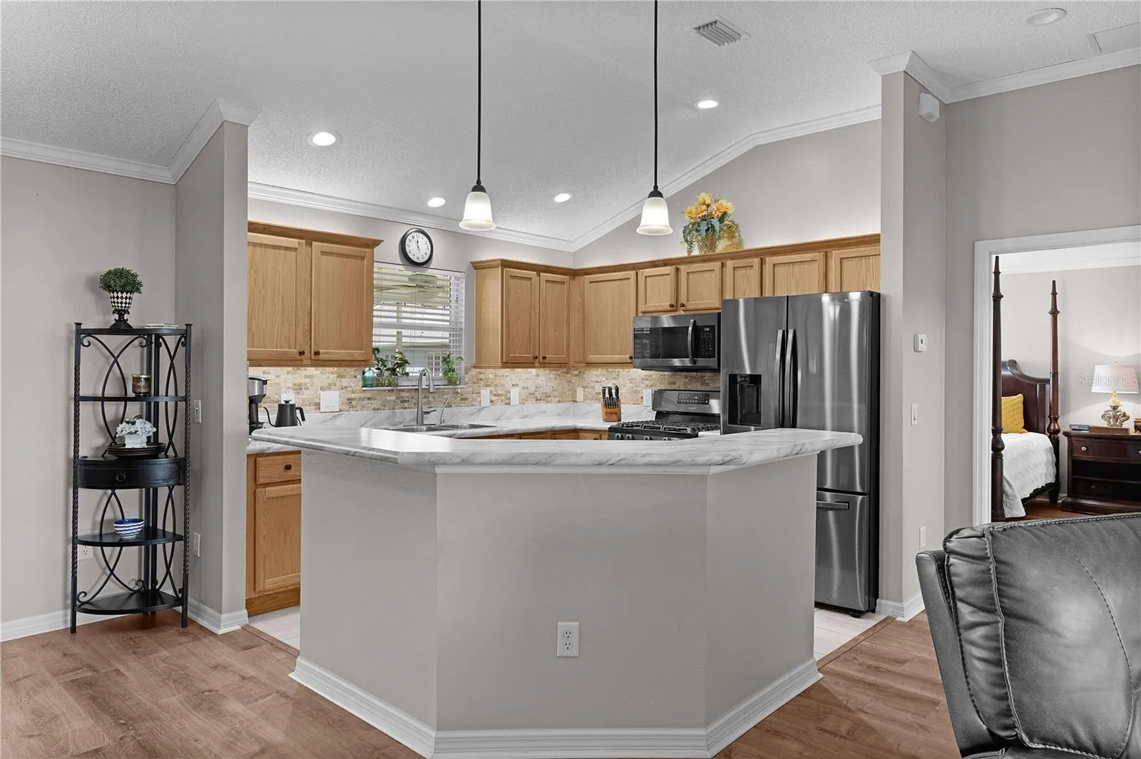 add some stools and enjoy a meal