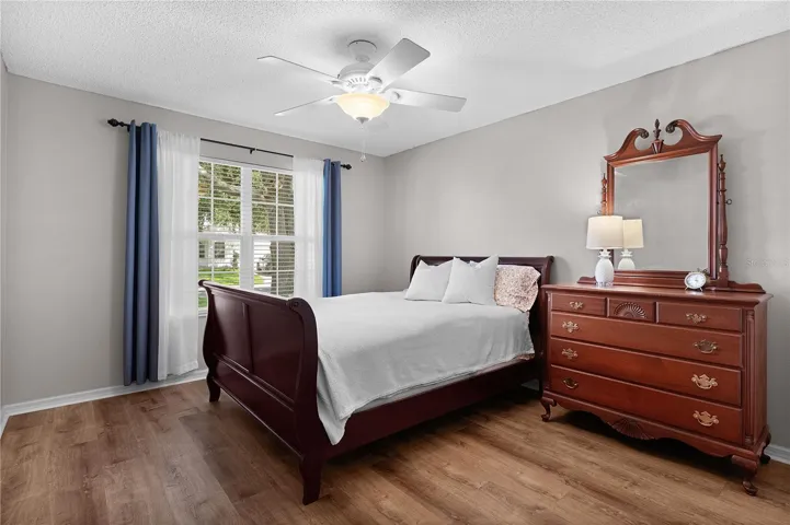 Front guest bedroom