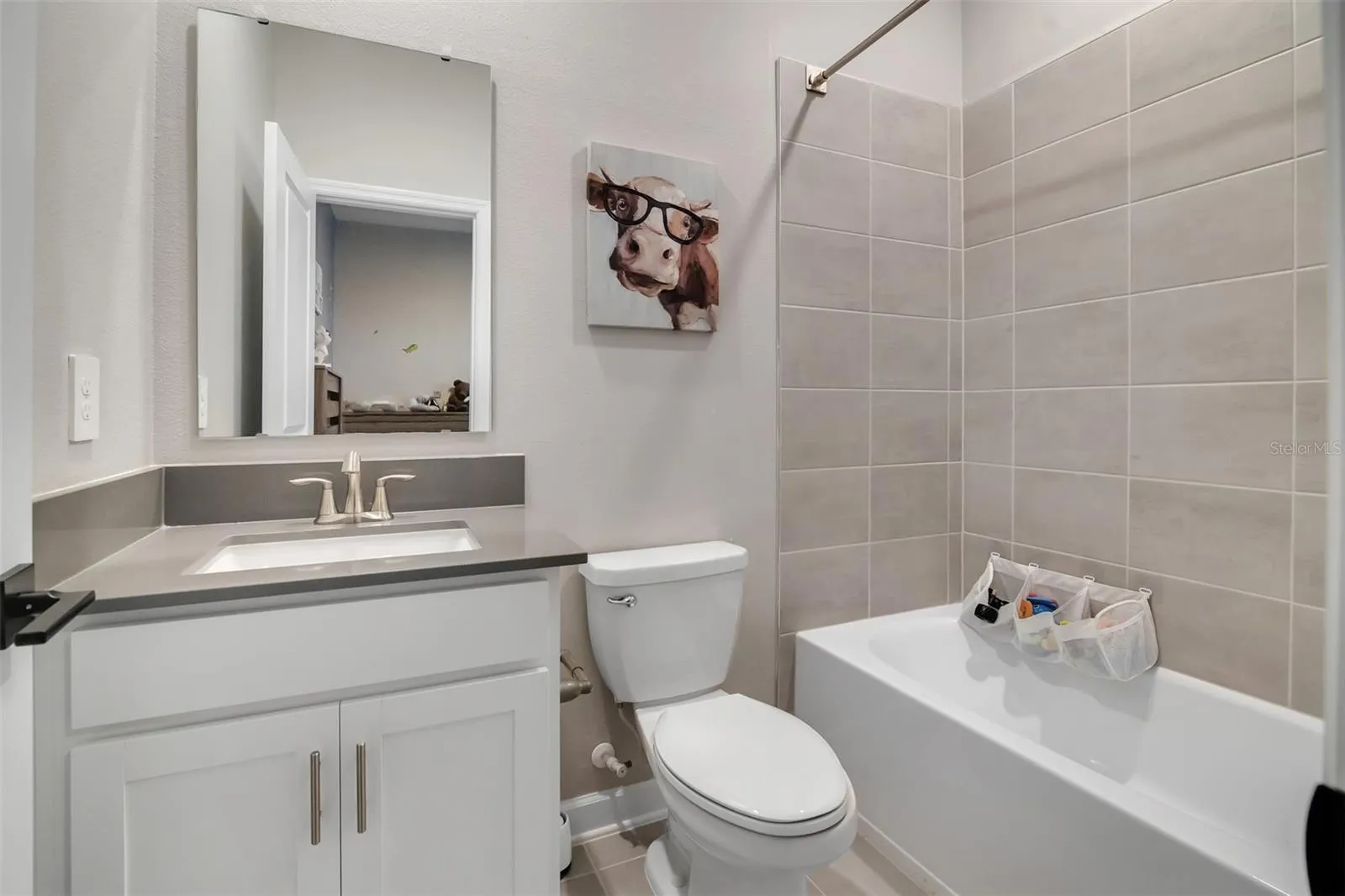 Full bathroom
