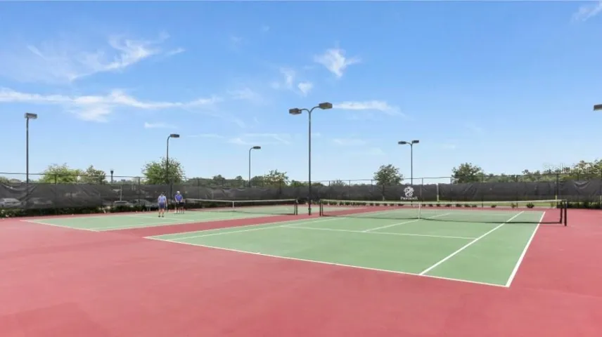 Community tennis court