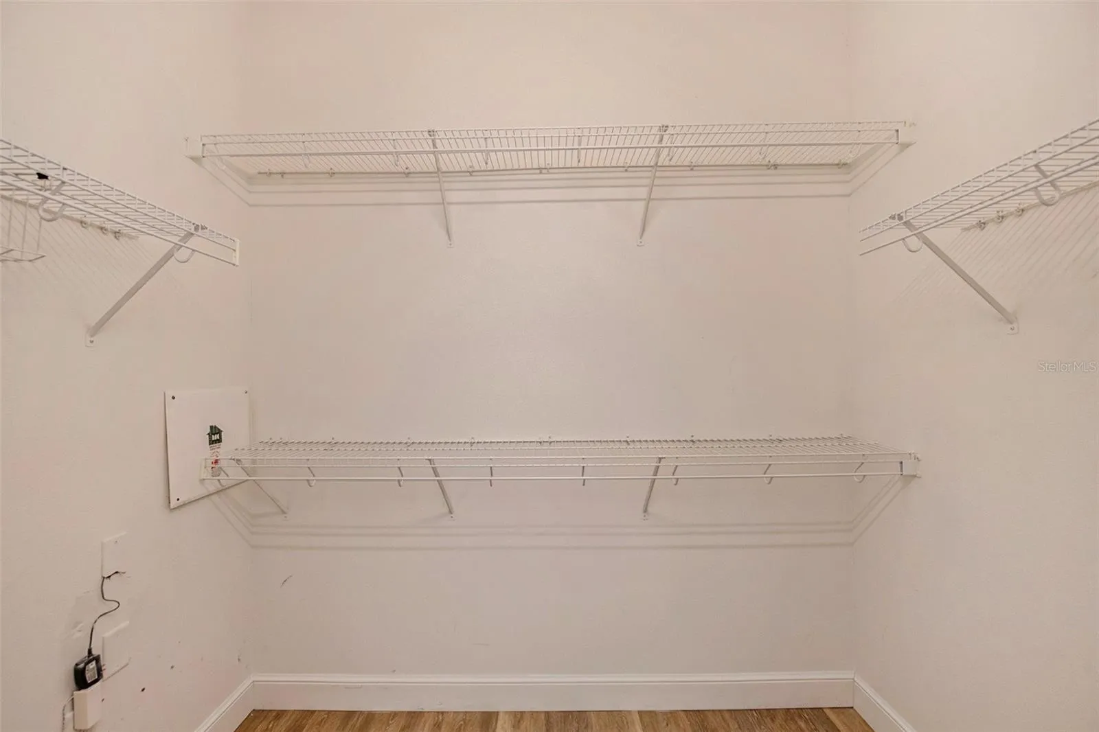 Master Walkin Closet