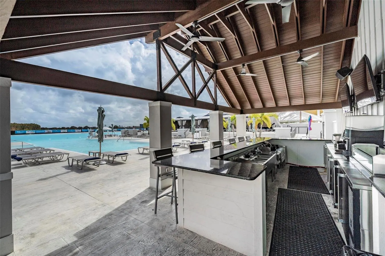 Swim Up Pool Bar