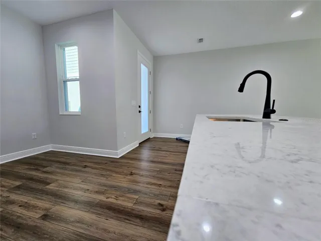 8' front door and eat-in kitchen