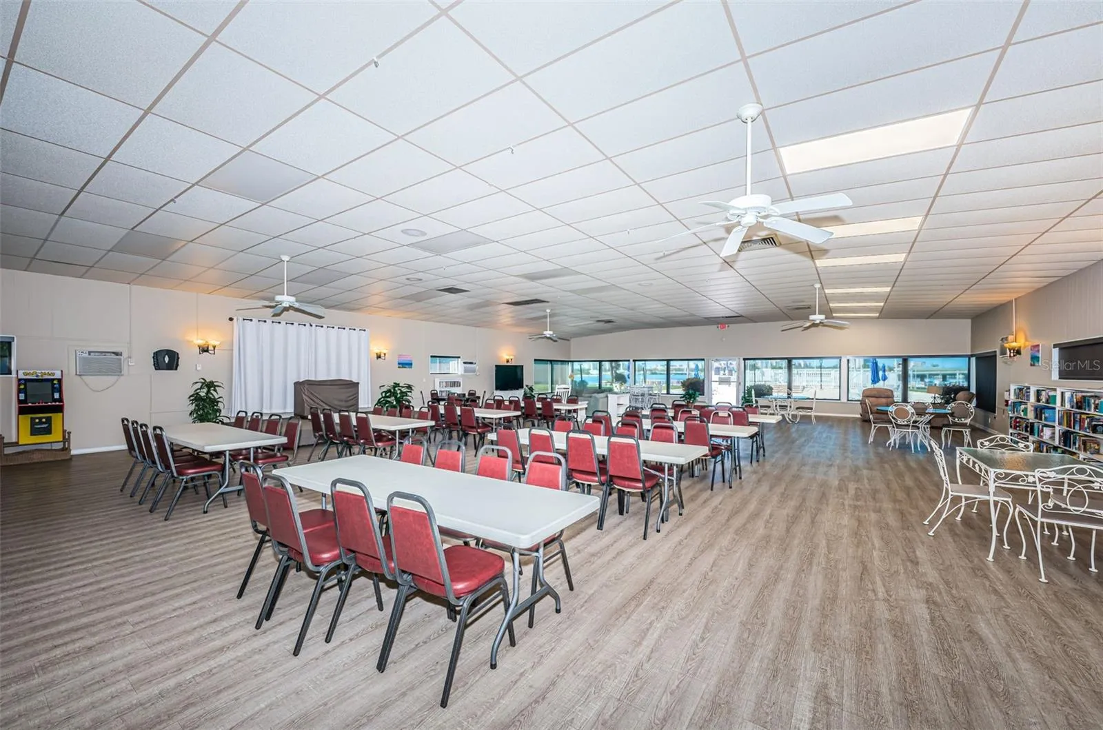 Clubhouse party room