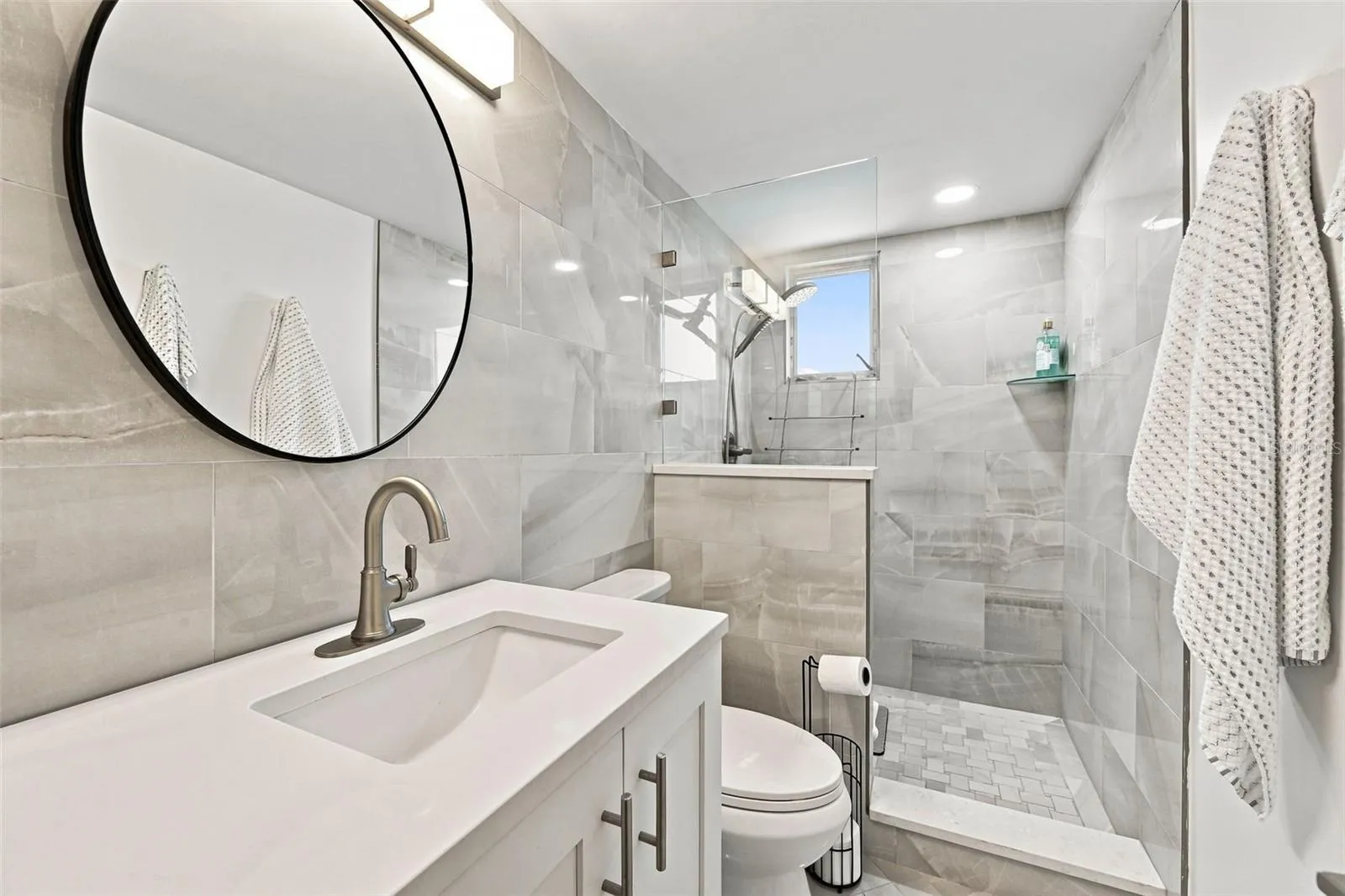 Walk in shower in primary suite
