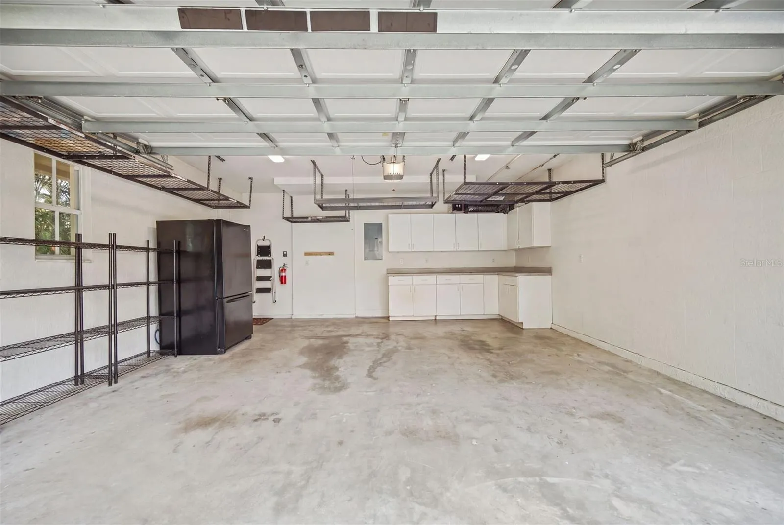 2 Car Garage