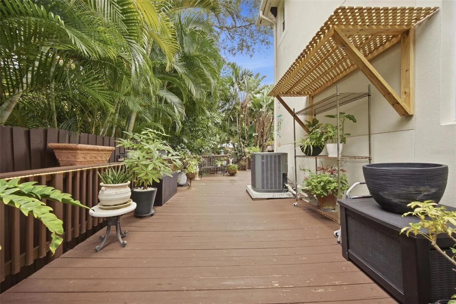 Side Deck leading towards back yard